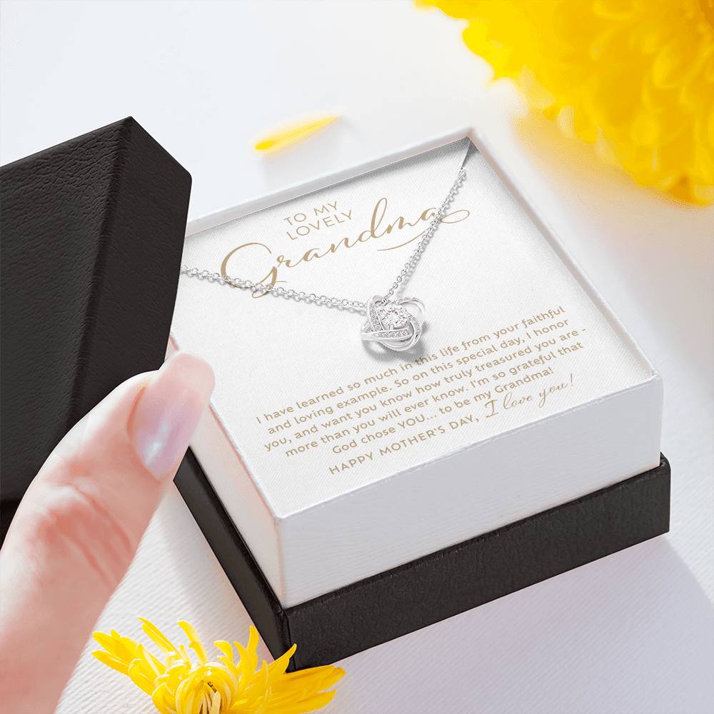 To My Lovely Grandma Mother's Day Love Knot Necklace Gift